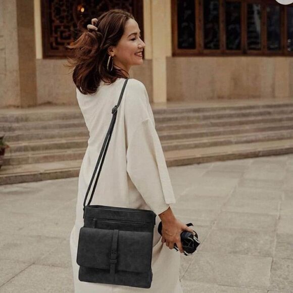 Celela Vegan Leather Cross Body Bag with Adjustable Strap ~ Classic Design - Picture 2 of 11